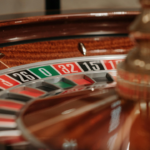 Espaço amostral finito Probabilidade de eventos Probabilidade teoremas explicados Exemplos de probabilidade Probabilidade complementar Probabilidade de união de eventos Interseção de eventos Probabilidade com soluções Matemática de probabilidade